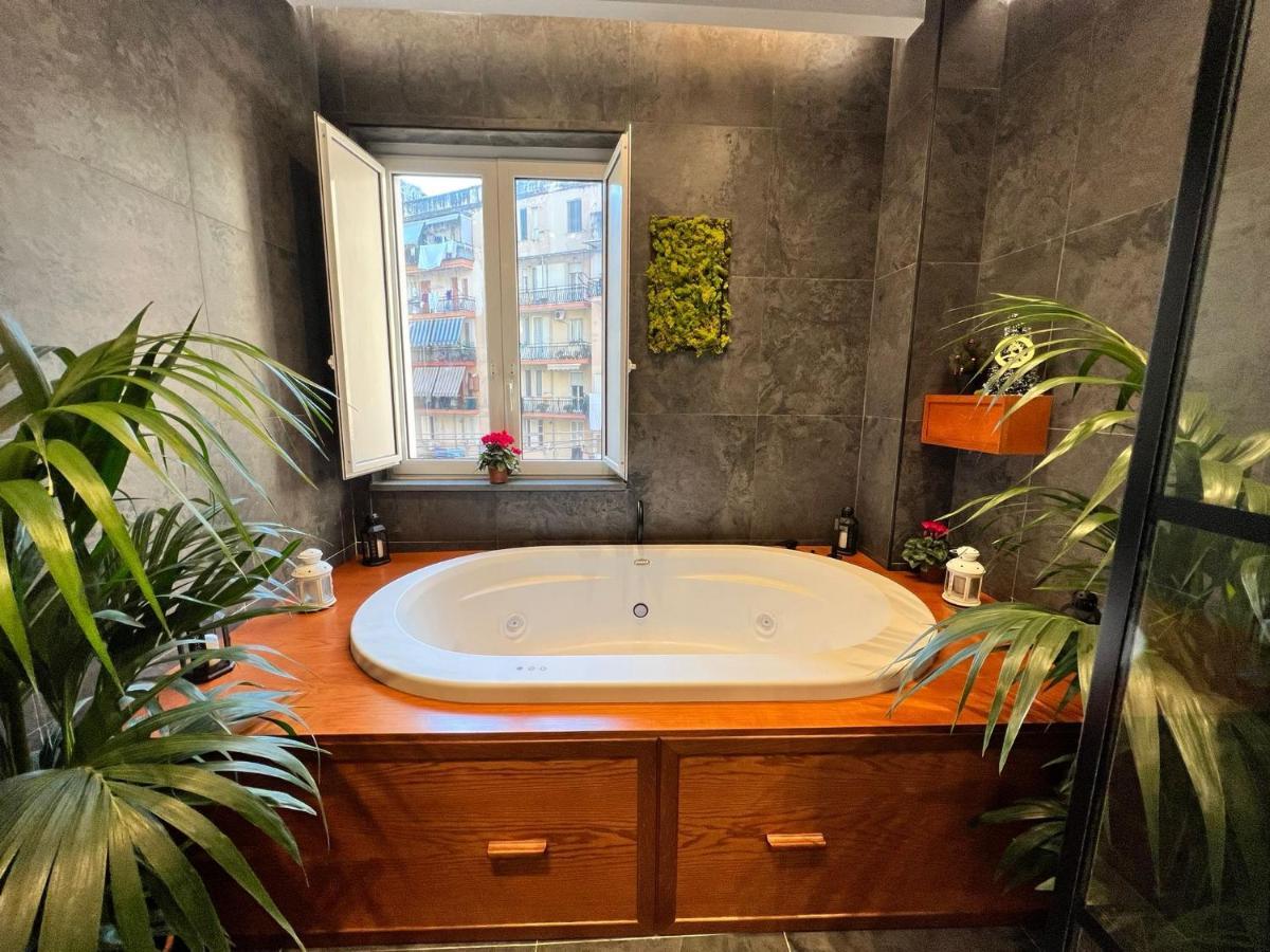 Orlando Relais Bed & Breakfast เนเปิลส์ ภายนอก รูปภาพ