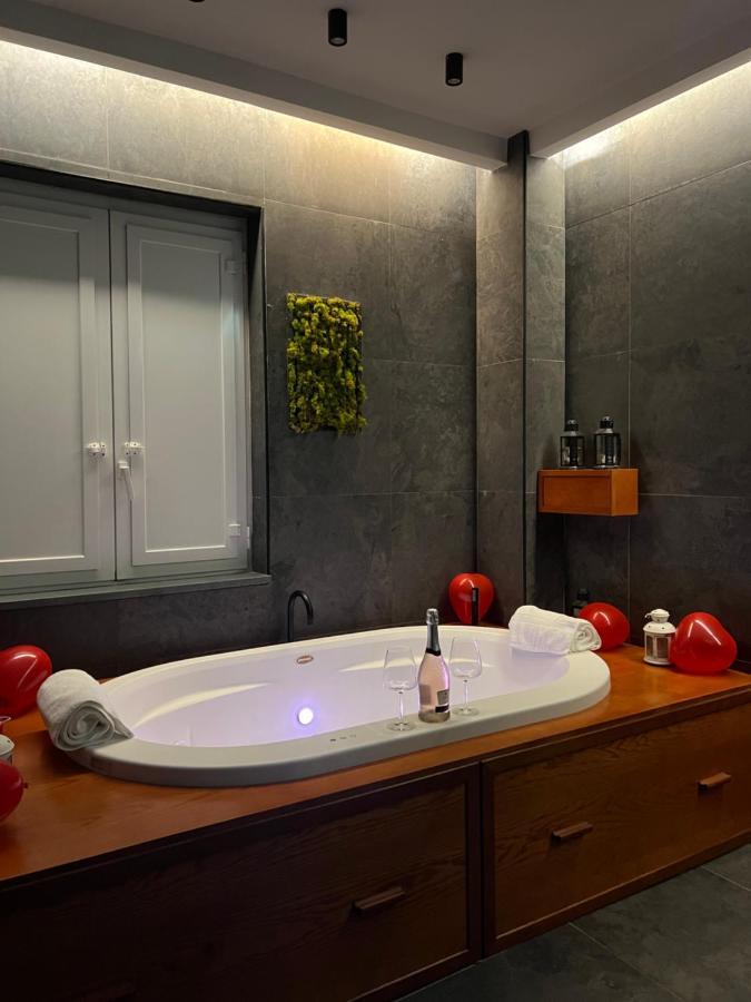 Orlando Relais Bed & Breakfast เนเปิลส์ ภายนอก รูปภาพ